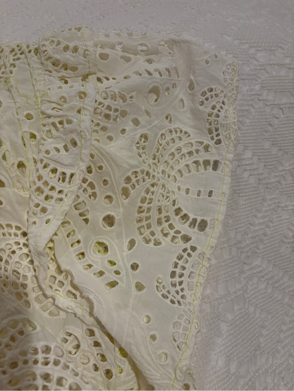 FARM Rio Palm Tree Richelieu Eyelet Ruffle Blouse - Picture 7 of 8